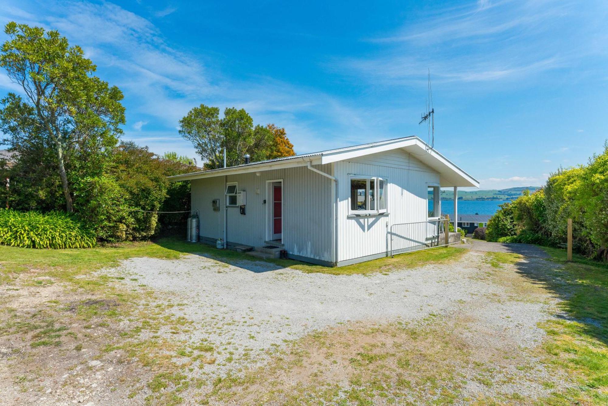Lakeview Cottage - Rainbow Point Holiday Home Таупо Екстериор снимка