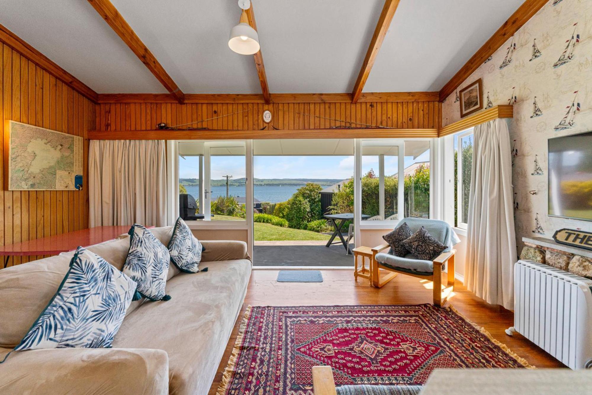 Lakeview Cottage - Rainbow Point Holiday Home Таупо Екстериор снимка